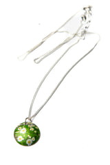Necklace Lapland flower Fjällsippa with a silver chain