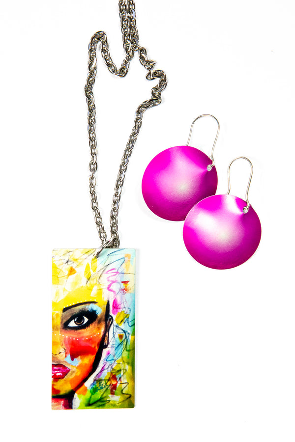 Pendant Art Yellow Warrior Rektangular